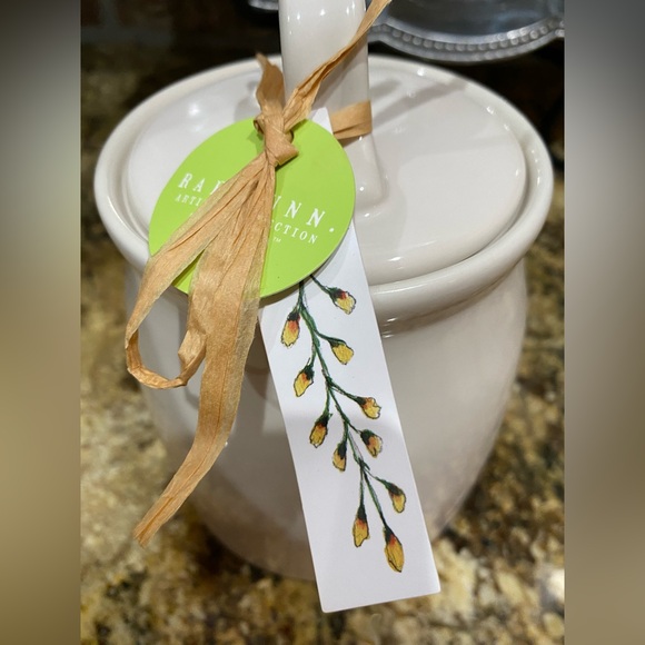 Rae Dunn Farmline Collection MOO cow canister  - Never used Brand new - Picture 9 of 13